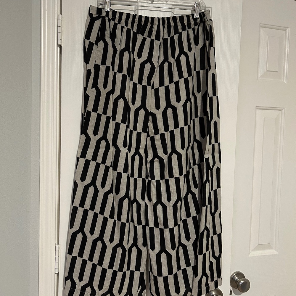 bryn Walker Linen Black/Beige Palazzo Wide Leg Pull-On Pants Size L Vacation! - Picture 3 of 4